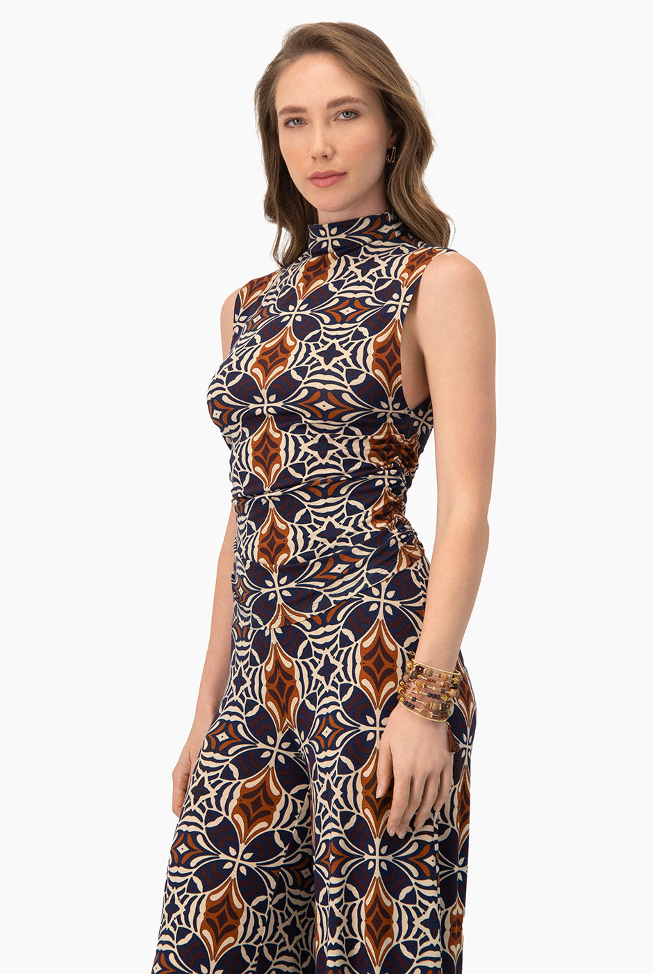 Blusa fruncida en costados